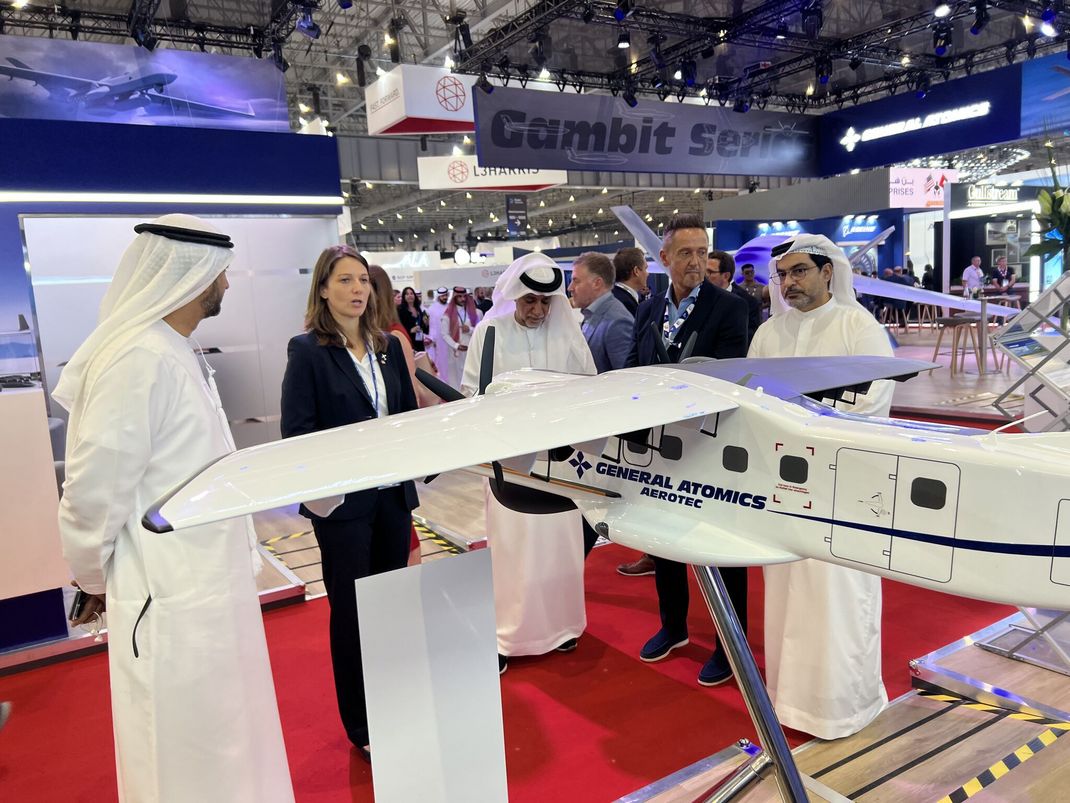 Dubai_Airshow_2025_05.jpg