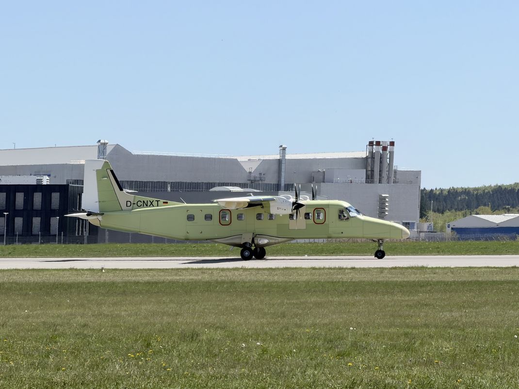 Do228_NXT_First_Flight_04.JPG