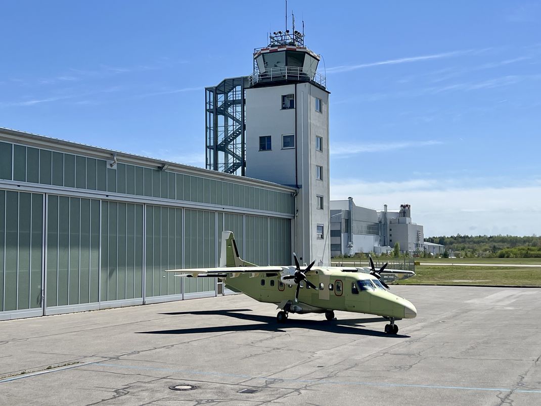 Do228_NXT_First_Flight_06.jpg