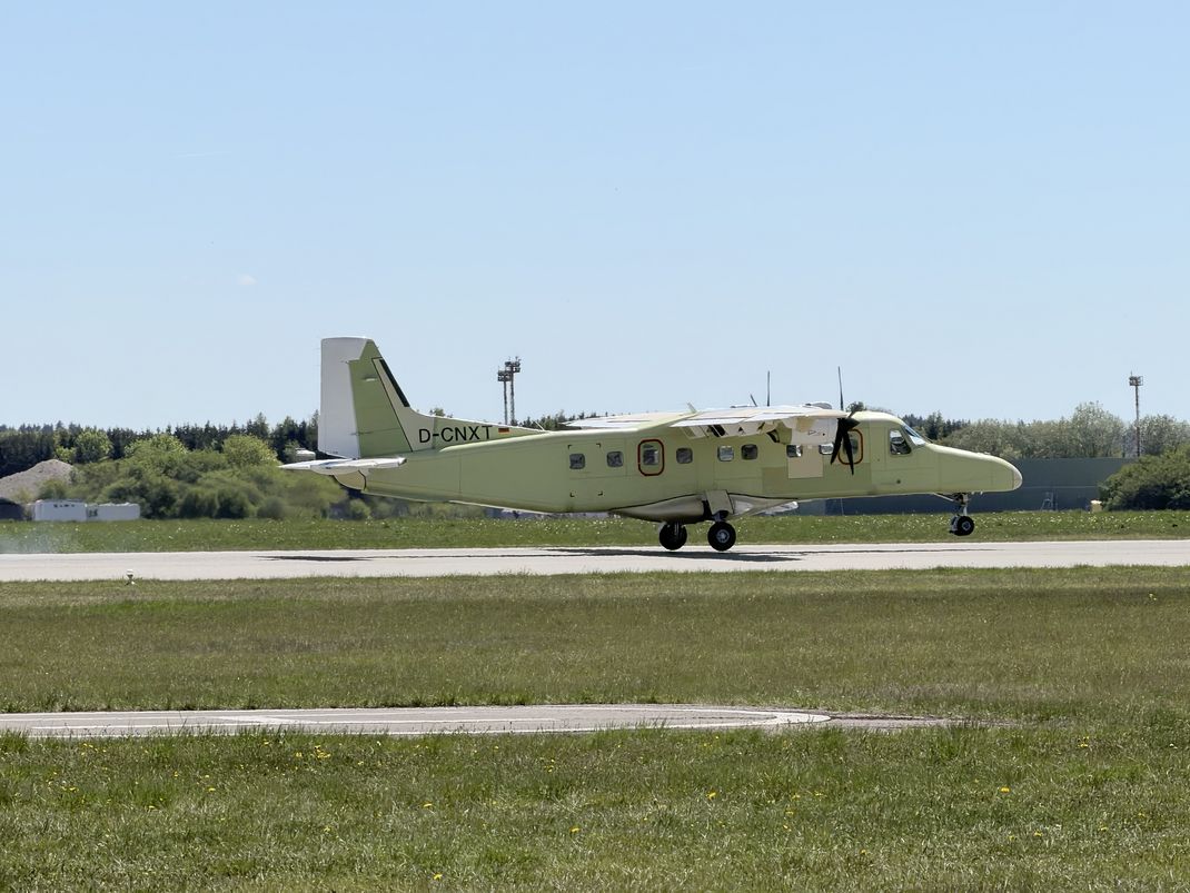 Do228_NXT_First_Flight_05.JPG